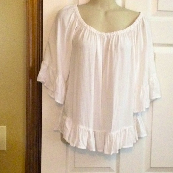 Chelsea & Theodore Tops - Chelsea & Theodore Peasant Blouse. NWT